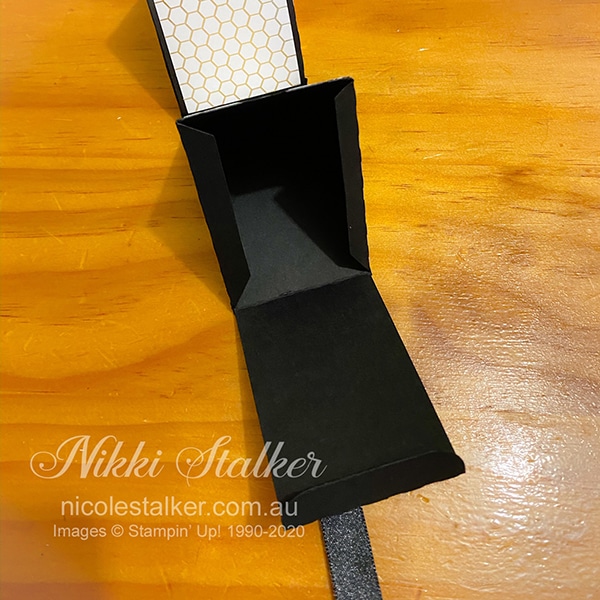 one of the gift boxes open to show size